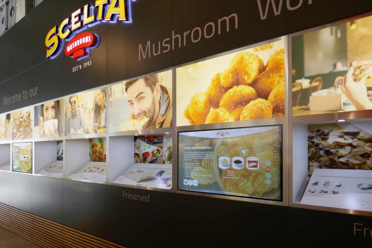 Experience wall branding Experience wall branding